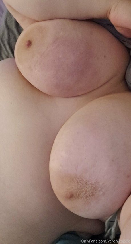 Veronikajade