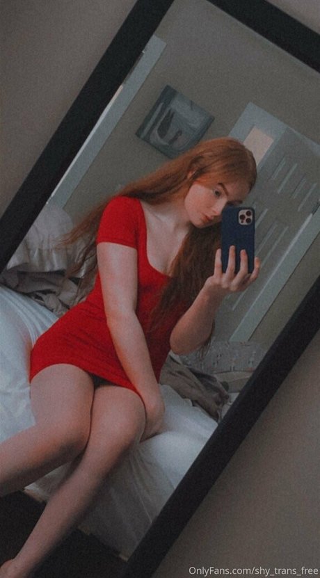 Alaston vuotanut OnlyFans-kuva Shytransfree