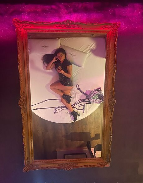 Naken läckt OnlyFans-bild av Cubanmistresss