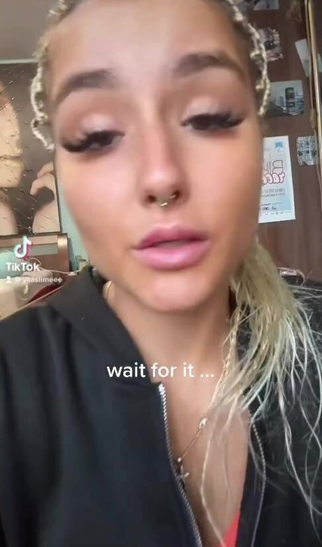 Naken läckt OnlyFans-bild av Yaslimeee