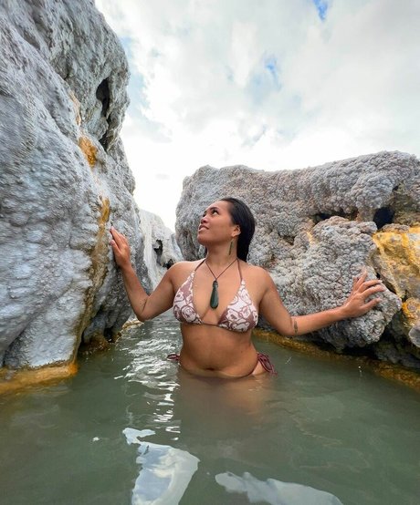 Naken läckt OnlyFans-bild av Anastasia Henry