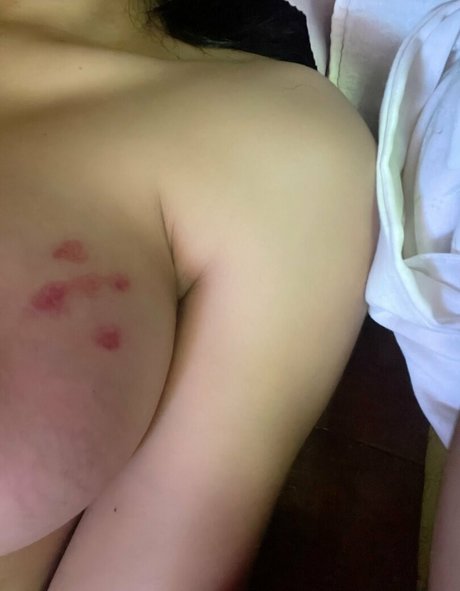 Naakte gelekte OnlyFans-foto van Pamela Rose Martinez