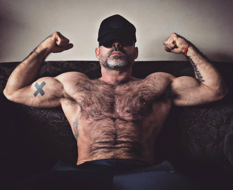 Vinbarracafree OnlyFans