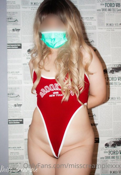 Alasti lekkinud OnlyFans-i pilt Misscreampiexxx