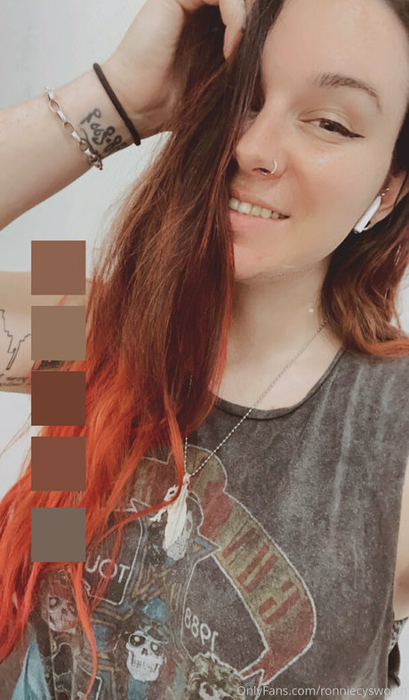 Photo nue de fuite OnlyFans de Ronniecysworth