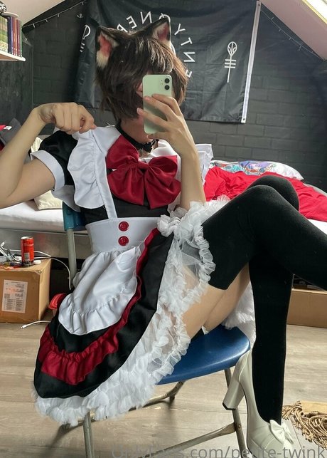 Petite-twink