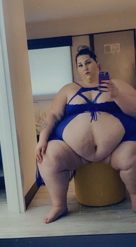 Naken läckt OnlyFans-bild av Bbwcumcatcher