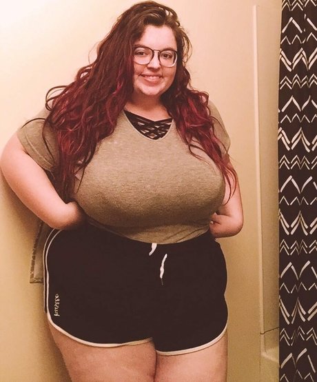 Nøgent lækket OnlyFans-billede af Ahitsnatalie