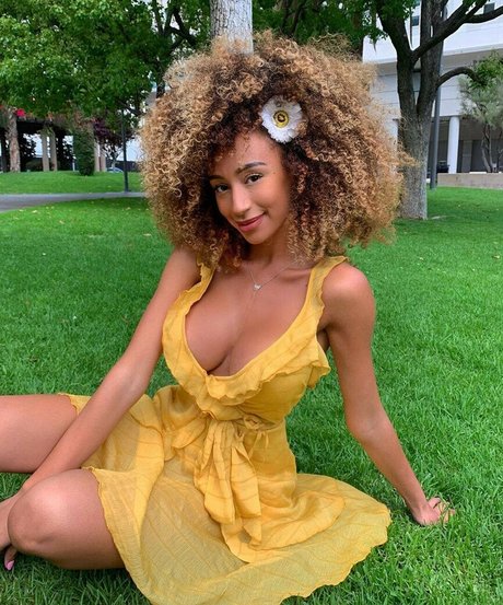 Caro Viee OnlyFans 유출 누드 사진