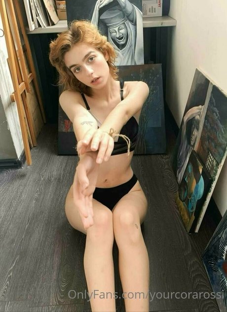 Alasti lekkinud OnlyFans-i pilt Corarossi