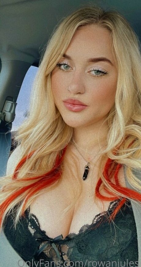 Naken lekkede OnlyFans-bilde av Rowanjules