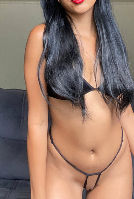 Foto desnuda filtrada de OnlyFans de Miss Doideira