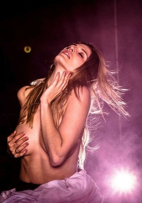 Ashley Louise James OnlyFans 유출 누드 사진