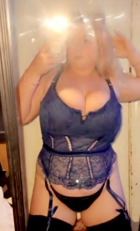 Amberly  nude leaked OnlyFans photo