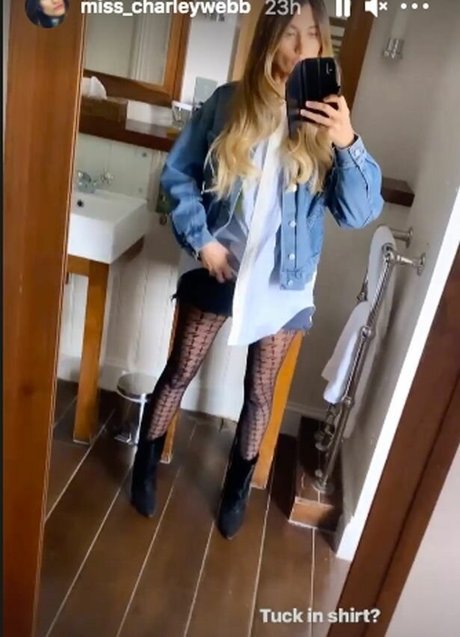Nahá fotka uniklých OnlyFans od Emmerdales Charley Webb
