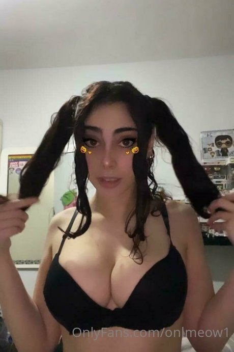 Nahá fotka uniklých OnlyFans od Onlmeow1