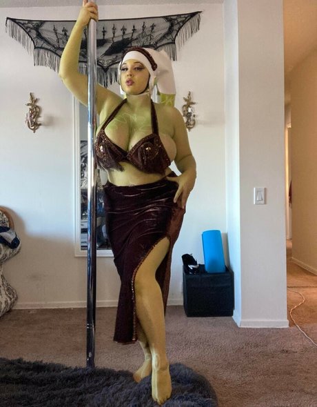 Naken lekkede OnlyFans-bilde av Peony Felicity