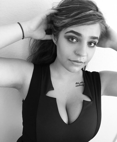 Nahá fotka uniklých OnlyFans od Brookieg