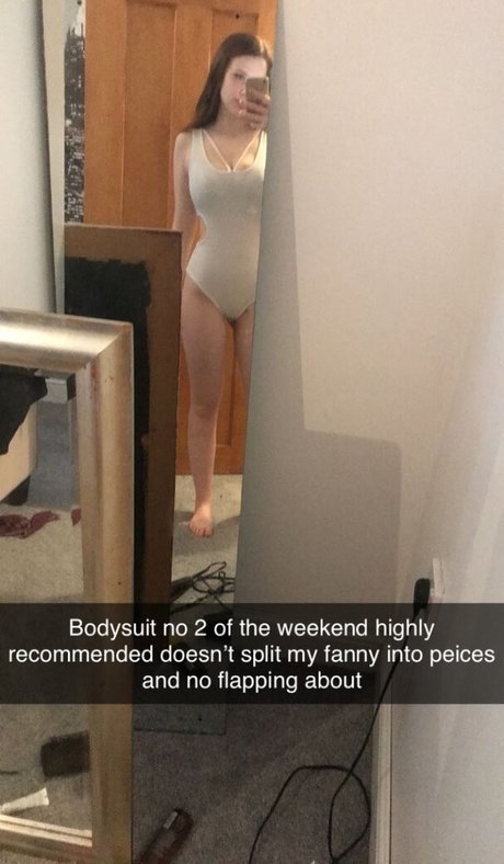 Foto nua vazada do OnlyFans de Chloe Carter