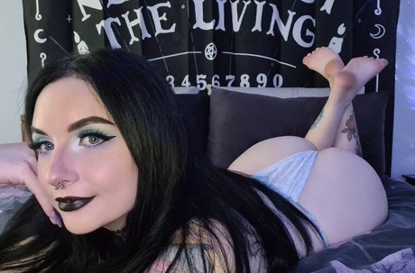 Nagie wyciekłe zdjęcie OnlyFans od Darklily