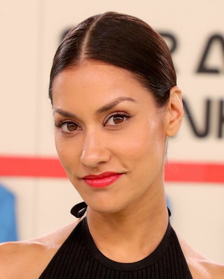 Janina Gavankar
