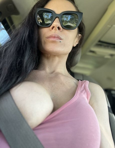 Foto desnuda filtrada de OnlyFans de Riahjade
