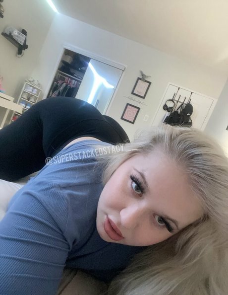 Nahá fotka uniklých OnlyFans od Stacy