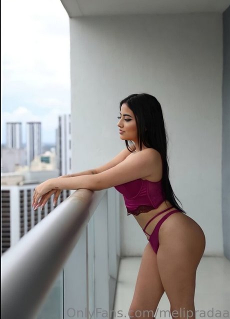 Alaston vuotanut OnlyFans-kuva Melipradaa