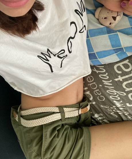Adorable Dina
