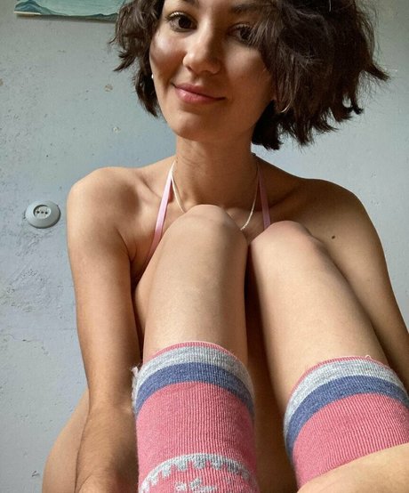 Adorable Dina