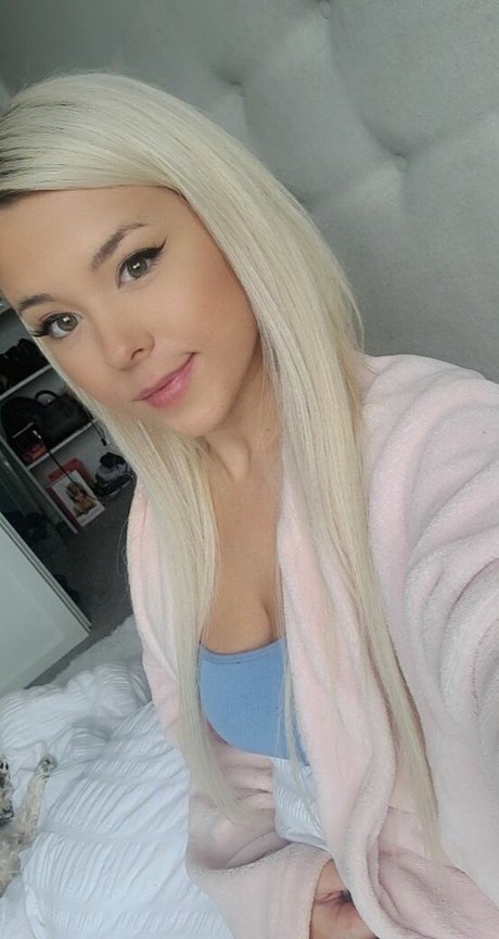 Nahá fotka uniklých OnlyFans od Kimjade999