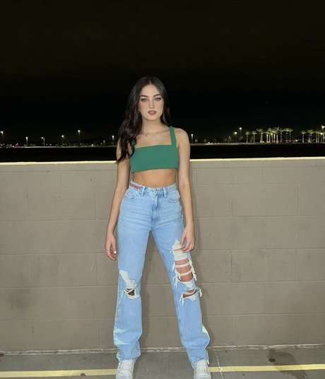 Savanah Moss
