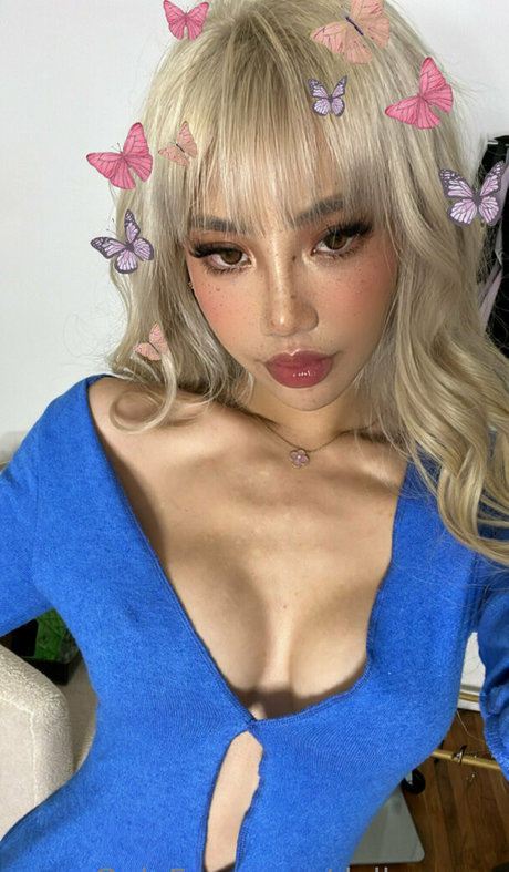 Naken lekkede OnlyFans-bilde av Dollaryaoo