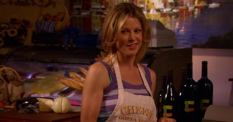 Naakte gelekte OnlyFans-foto van Julie Bowen