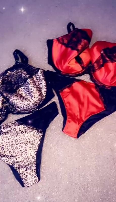 Naken lekkede OnlyFans-bilde av Subbiedee