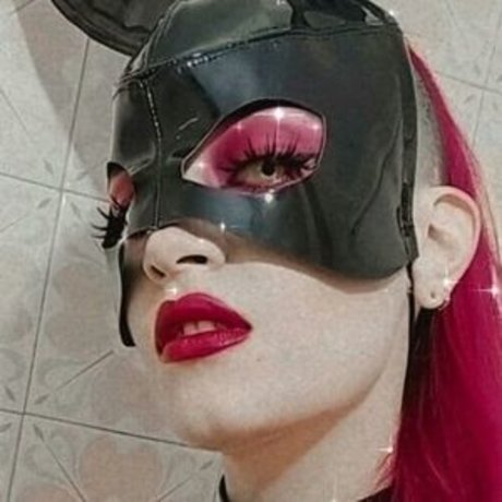 Niniah Wolfy