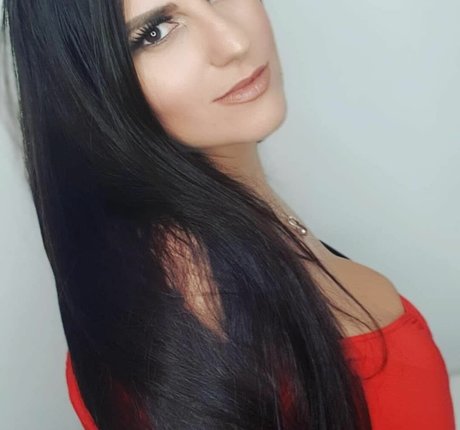 Naken läckt OnlyFans-bild av Blaga Sabeva