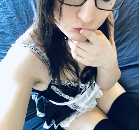Ava Shade