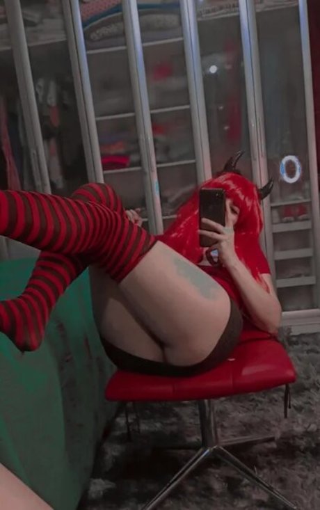 Naakte gelekte OnlyFans-foto van Liaadinkley