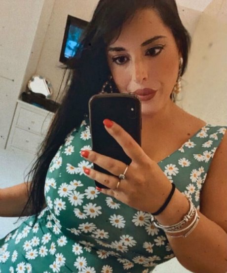 Valeria Vela