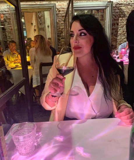 Valeria Vela