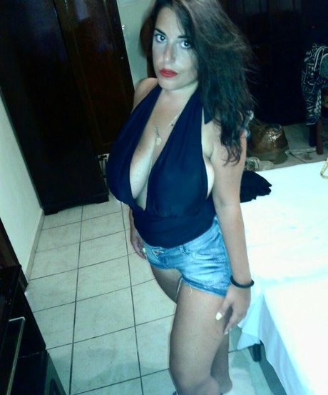 Valeria Vela