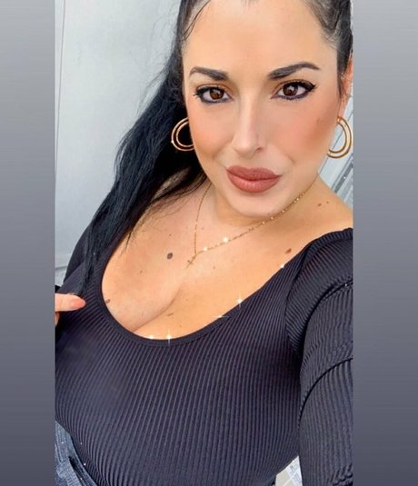 Valeria Vela