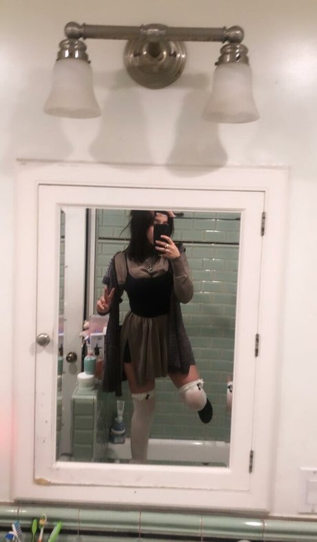 Обнаженная фотография утечки OnlyFans от Xxkawaiinerdxx