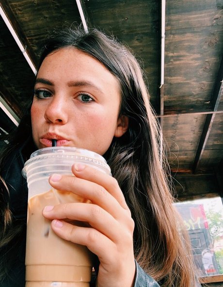 Nahá fotka uniklých OnlyFans od Hanna