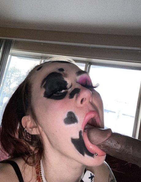 Naakte gelekte OnlyFans-foto van Taylor Coit