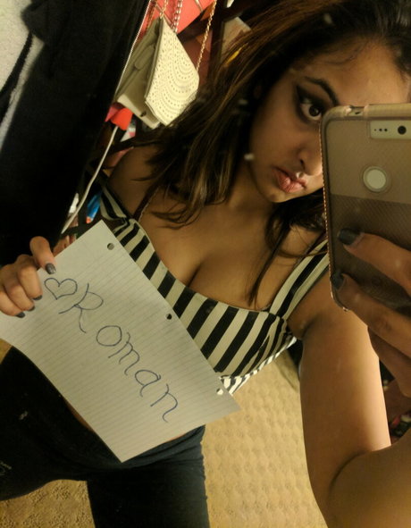Naken läckt OnlyFans-bild av Mygirlfund Mgf