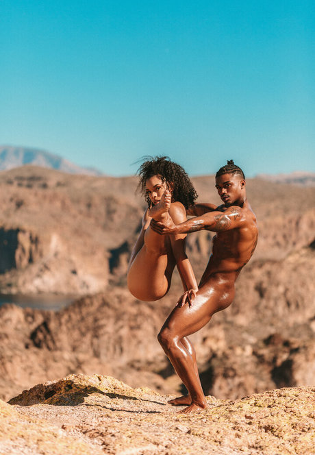 Naken läckt OnlyFans-bild av Thenevaehtae