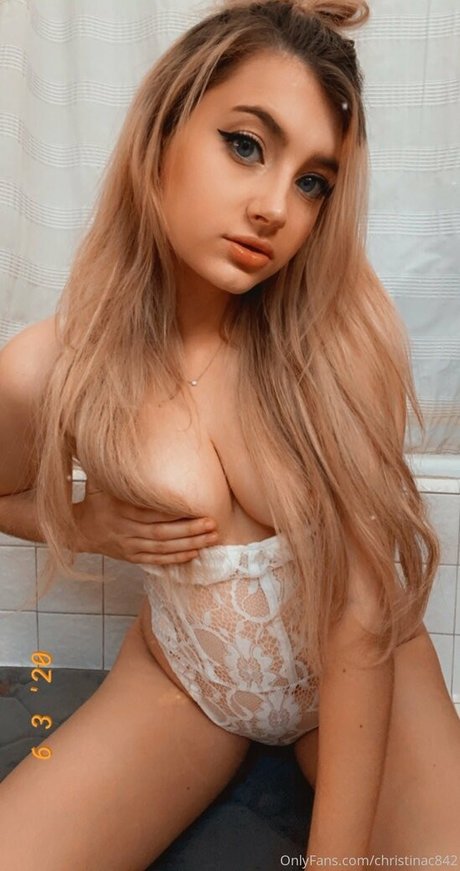 Alaston vuotanut OnlyFans-kuva Christinac842