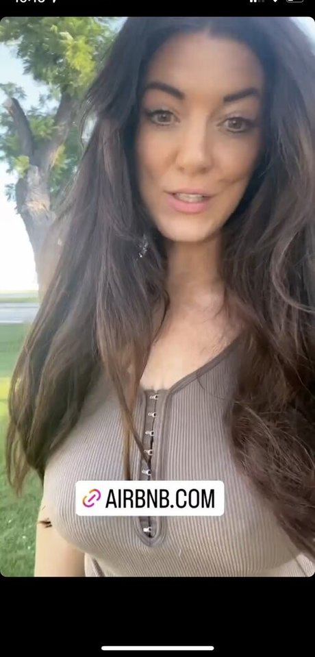 Nahá fotka uniklých OnlyFans od Kristie Wolfe